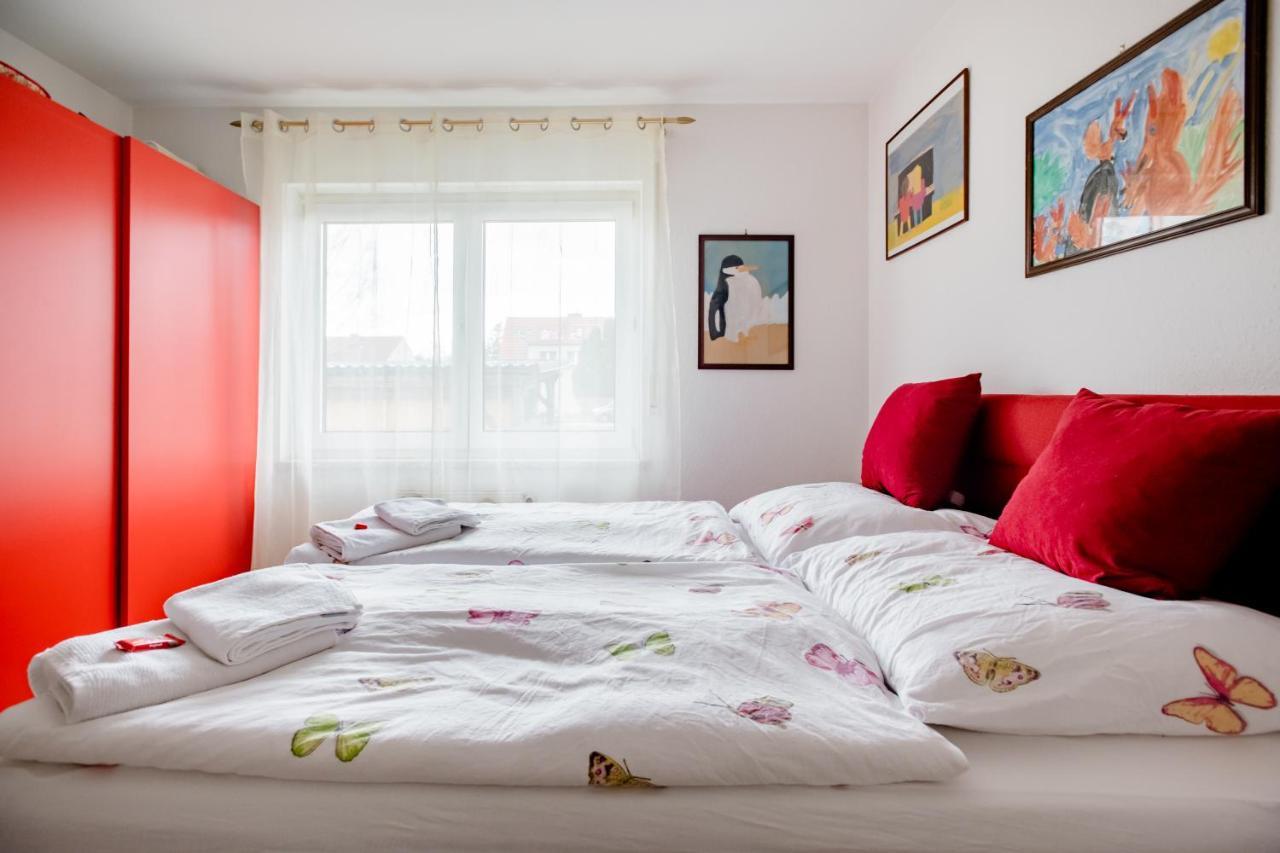 Ruhige Zimmer Im Gruenen ベルリン エクステリア 写真